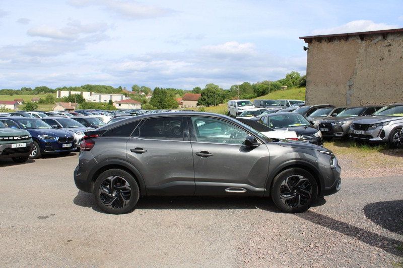 Photo 5 de l'offre de CITROEN C4 PHASE 4 SHINE PACK ESSENCE 155 CV GPS 3D CAMÃRA FULL LED JA 18 I-COKPIT BOITE AUTO EAT-8 à 17500€ chez Bougel transactions