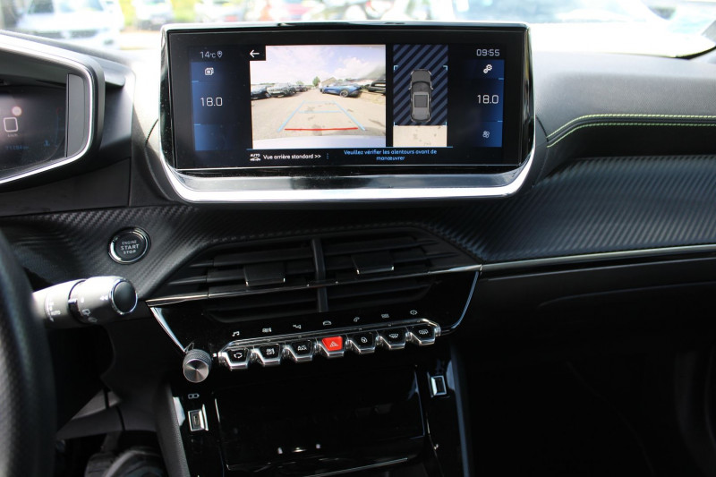 Photo 14 de l'offre de PEUGEOT 2008 III 1L5 BLUEHDI 100 CV GT LINE BICOLOR NACRÃ CAMÃRA GRAND GPS 3D USB FULL LEDS  BV.6 à 18400€ chez Bougel transactions