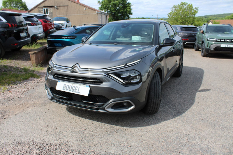 Photo 4 de l'offre de CITROEN C4 PHASE 4 SHINE PACK ESSENCE 155 CV GPS 3D CAMÃRA FULL LED JA 18 I-COKPIT BOITE AUTO EAT-8 à 17500€ chez Bougel transactions
