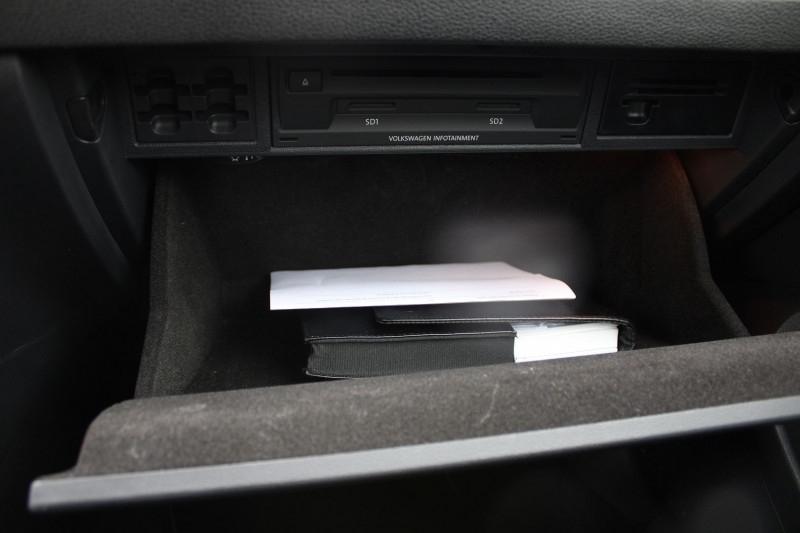 Photo 14 de l'offre de VOLKSWAGEN GOLF 7 TFSI 150 CV GPS 3D TOIT PANO USB JA 17 CUIR PK HIVER RÃGULATEUR BOITE AUTO DSG-7 à 16990€ chez Bougel transactions