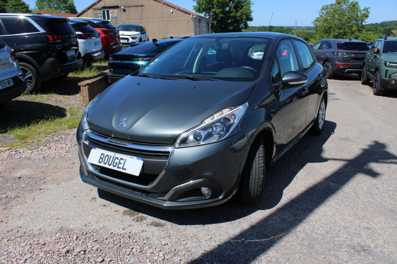 Photo 4 de l'offre de PEUGEOT 208 II ACTIVE BUSINESS 1L6 BLUE HDI GPS 3D CLIM AUDIO USB RE RADAR BLUETOOTH RÃGULATEUR à 9990€ chez Bougel transactions