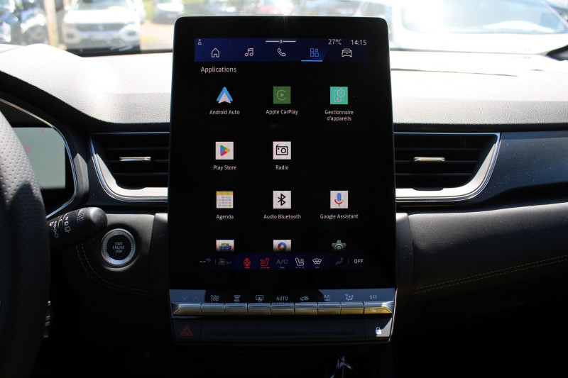 Photo 18 de l'offre de RENAULT SYMBIOZ I-CONIC 145 CV HYBRIDE GPS 3D CAMÃRA FULL LED USB PK ASSIST I-COKPIT BOITE AUTO à 33500€ chez Bougel transactions