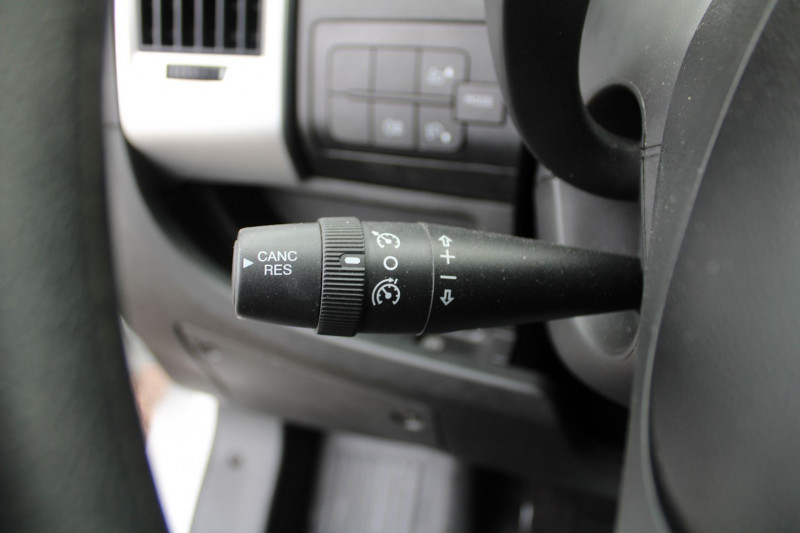Photo 8 de l'offre de FIAT DUCATO FG L1 H1 STE 2L JTD "3 PLACES" GPS CAMÃRA RABILLAGE BOIS RÃGULATEUR TVA=16250 E HT à 19500€ chez Bougel transactions