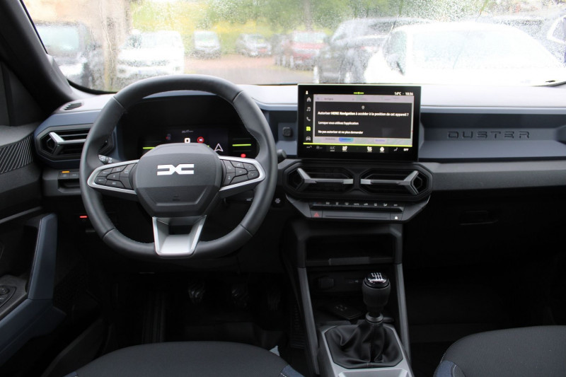 Photo 10 de l'offre de DACIA DUSTER VI JOURNEY ECO GPL TCE 100 CV GPS 3D CAMÃRA 360Â° JA 18 FULL LED I-COKPIT RÃGULATEUR à 24900€ chez Bougel transactions