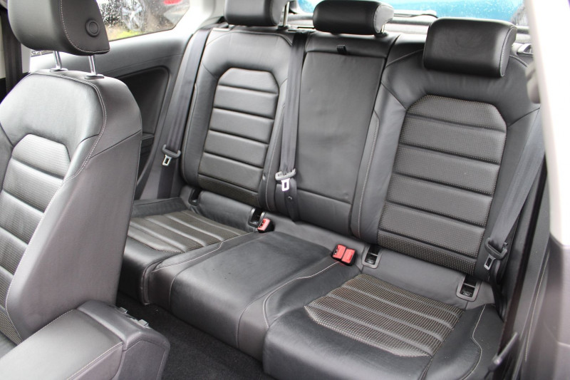 Photo 8 de l'offre de VOLKSWAGEN GOLF 7 TFSI 150 CV GPS 3D TOIT PANO USB JA 17 CUIR PK HIVER RÃGULATEUR BOITE AUTO DSG-7 à 16990€ chez Bougel transactions