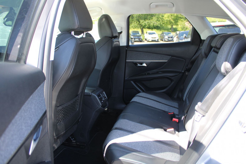 Photo 12 de l'offre de PEUGEOT 3008 III BLUE HDI 130 CV ALLURE GPS 3D CAMÃRA RE JA 18 FULL LED I-COKPIT BOITE AUTO EAT-8 à 15500€ chez Bougel transactions