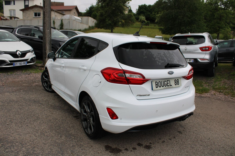 Photo 3 de l'offre de FORD FIESTA ST-LINE 125 CV ECOBOOST GPS CARPLAY AUDIO USB JA 17 RADAR BLUETOOTH RÃGULATEUR à 11990€ chez Bougel transactions