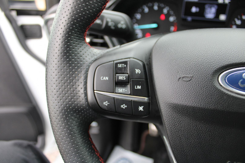 Photo 11 de l'offre de FORD FIESTA ST-LINE 125 CV ECOBOOST GPS CARPLAY AUDIO USB JA 17 RADAR BLUETOOTH RÃGULATEUR à 11990€ chez Bougel transactions