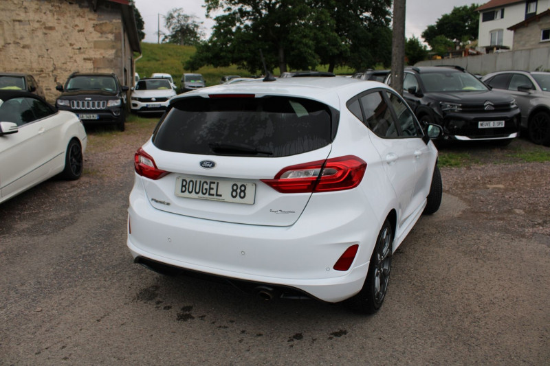 Photo 2 de l'offre de FORD FIESTA ST-LINE 125 CV ECOBOOST GPS CARPLAY AUDIO USB JA 17 RADAR BLUETOOTH RÃGULATEUR à 11990€ chez Bougel transactions
