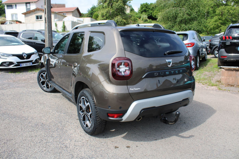 Photo 3 de l'offre de DACIA DUSTER III 1L3 TCE 130 CV PRESTIGE RAINBOW LUXE CAMÃRA GPS USB JANTES 17 BOITE 6V ATTELAGE à 14900€ chez Bougel transactions