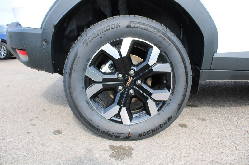 Photo 7 de l'offre de DACIA DUSTER VI MILD HYBRID EXTREME TCE 130 BOITE 6 CAMÃRA 360 FULL LEDS ANGLES MORTS  CLIM AUTO à 25990€ chez Bougel transactions
