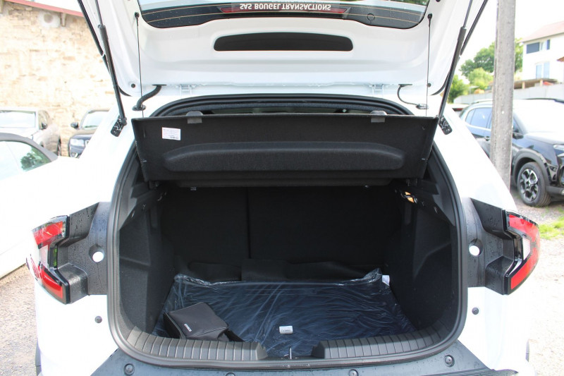 Photo 6 de l'offre de DACIA DUSTER VI MILD HYBRID EXTREME TCE 130 BOITE 6 CAMÃRA 360 FULL LEDS ANGLES MORTS  CLIM AUTO à 25990€ chez Bougel transactions