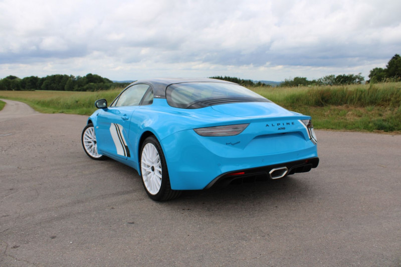 Photo 3 de l'offre de ALPINE A110 "SAN REMO 73" SÃRIE NUMÃROTÃE "124/200" TURBO 300 CV BOITE AUTO + PALETTES à 93500€ chez Bougel transactions
