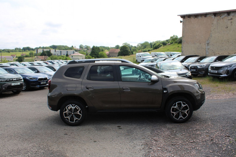 Photo 5 de l'offre de DACIA DUSTER III 1L3 TCE 130 CV PRESTIGE RAINBOW LUXE CAMÃRA GPS USB JANTES 17 BOITE 6V ATTELAGE à 14900€ chez Bougel transactions