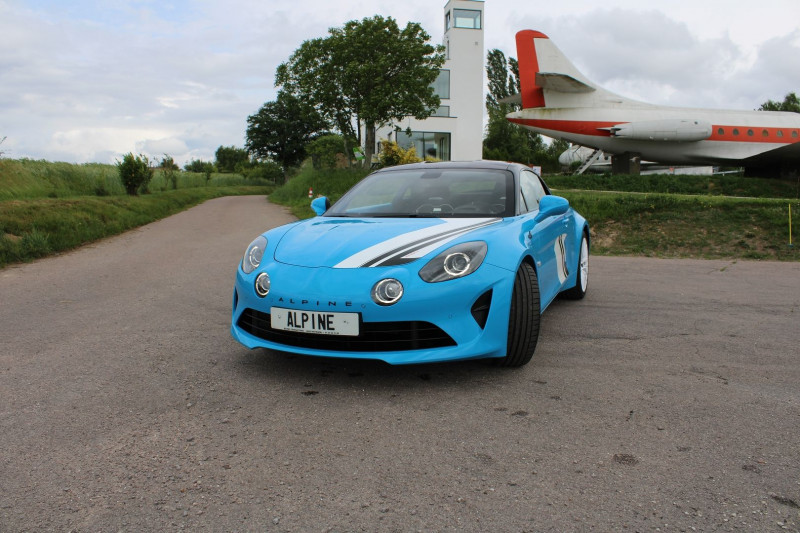 Photo 4 de l'offre de ALPINE A110 "SAN REMO 73" SÃRIE NUMÃROTÃE "124/200" TURBO 300 CV BOITE AUTO + PALETTES à 93500€ chez Bougel transactions