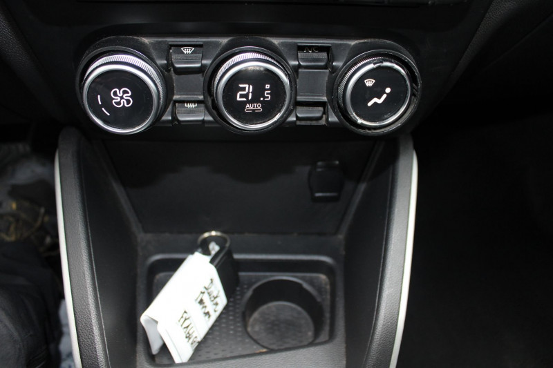 Photo 14 de l'offre de DACIA DUSTER III PRESTIGE BLUE DCI 115 CV GPS 3D CAMÃRA AUDIO MP3 USB JA 17 BLUETOOTH RÃGULATEUR à 17990€ chez Bougel transactions