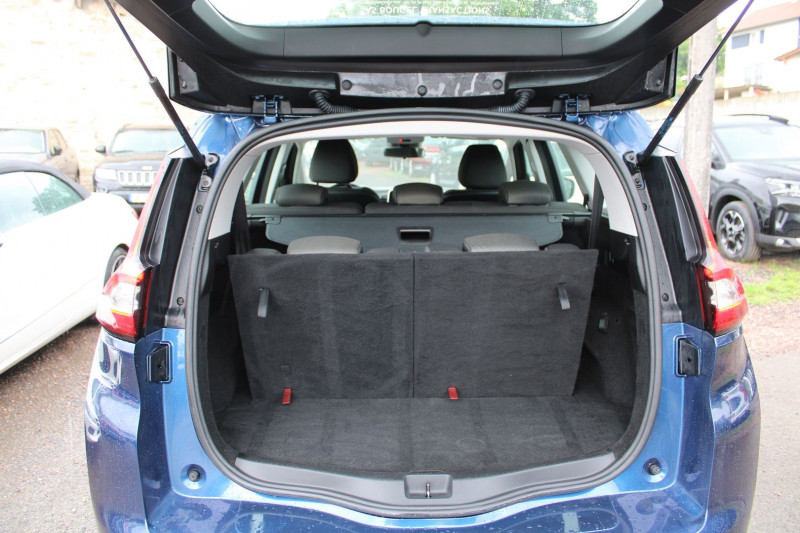 Photo 6 de l'offre de RENAULT GRAND SCENIC 4 1.7 BLUE DCI 120CH BUSINESS EDC 7 PLACES - 21 à 13990€ chez Bougel transactions