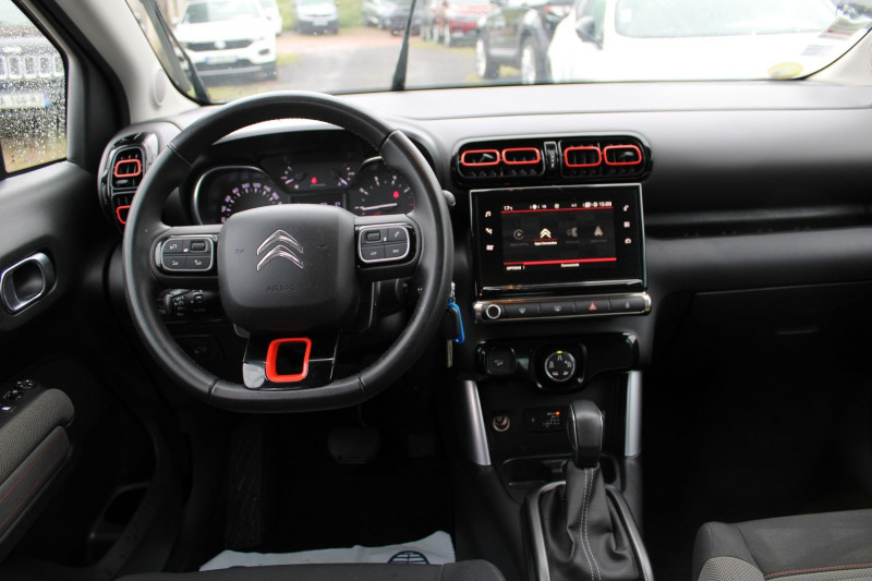 Photo 10 de l'offre de CITROEN C3 AIRCROSS SHINE BLUE HDI 120 CV GPS 3D CAMÃRA USB JA 17 GRIP RÃGULATEUR BOITE AUTO EAT-6 à 13990€ chez Bougel transactions