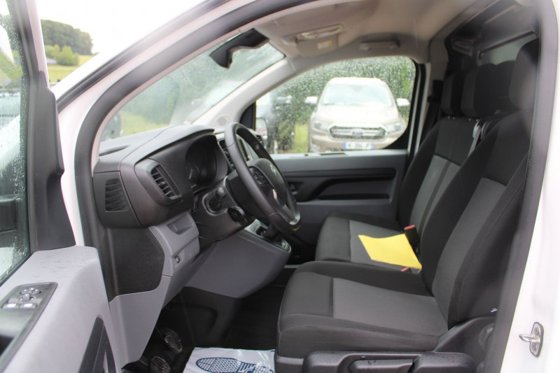 Photo 7 de l'offre de CITROEN JUMPY 4 AFFAIRE CLUB BLUE HDI 100 CV CLIM AUDIO USB PK HIVER RADAR BLUETOOTH RÃGULATEUR à 17800€ chez Bougel transactions