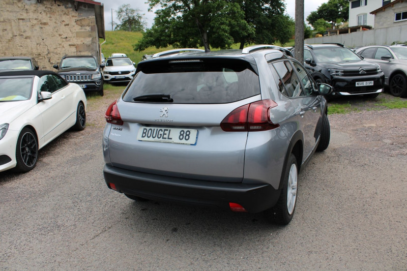 Photo 2 de l'offre de PEUGEOT 2008 II BLUE HDI 100 CV SIGNATURE GPS 3D CAMÃRA USB BLUETOOTH RÃGULATEUR ROUE DE SECOURS à 10990€ chez Bougel transactions