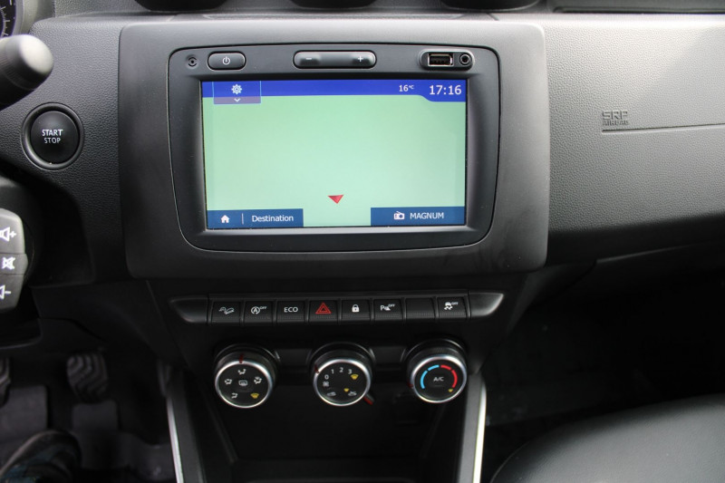Photo 14 de l'offre de DACIA DUSTER III PRESTIGE TCE 130 CV "4X4" GPS 3D CAMÃRA USB JA 17 ATTELAGE BLUETOOTH RÃGULATEUR à 20900€ chez Bougel transactions