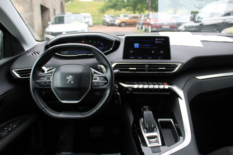 Photo 10 de l'offre de PEUGEOT 3008 III BLUE HDI 130 CV BUSINESS GPS 3D I-COKPIT JA 17 RADAR BLUETOOTH BOITE AUTO EAT-8 à 16800€ chez Bougel transactions