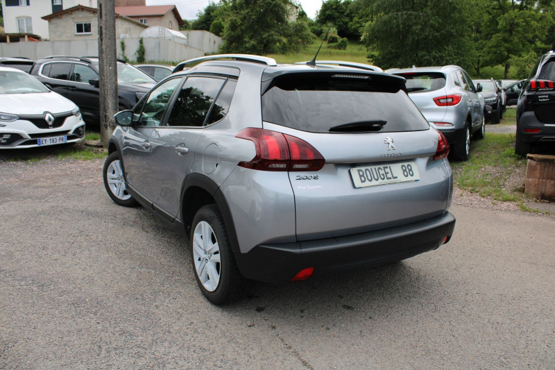 Photo 3 de l'offre de PEUGEOT 2008 II BLUE HDI 100 CV SIGNATURE GPS 3D CAMÃRA USB BLUETOOTH RÃGULATEUR ROUE DE SECOURS à 10990€ chez Bougel transactions