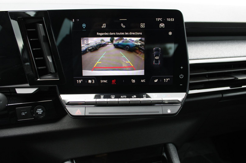 Photo 15 de l'offre de RENAULT AUSTRAL EVOLUTION 140 CV TCE MILD HYBRID CAMÃRA GRAND GPS 3D FULL LEDS ANGLES MORTS à 28900€ chez Bougel transactions