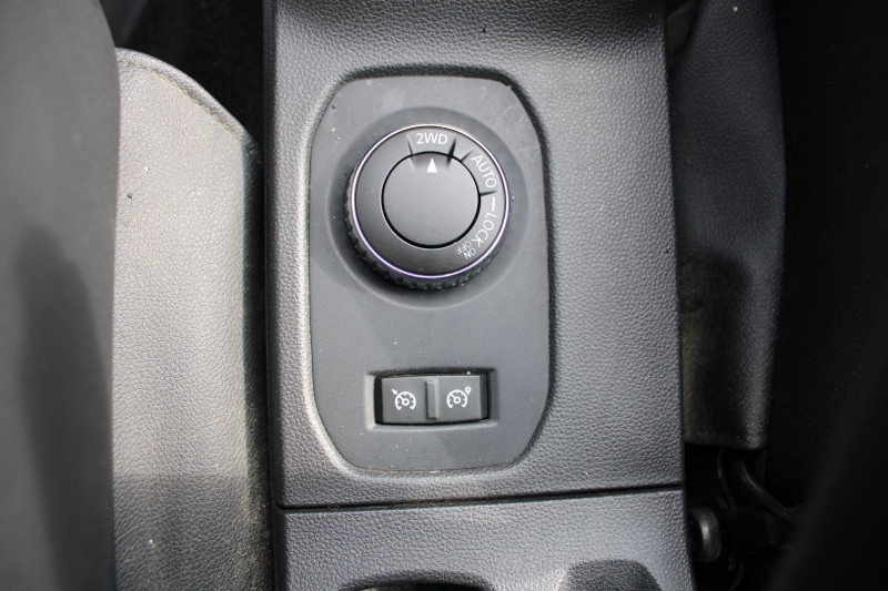 Photo 17 de l'offre de DACIA DUSTER III PRESTIGE TCE 130 CV "4X4" GPS 3D CAMÃRA USB JA 17 ATTELAGE BLUETOOTH RÃGULATEUR à 20900€ chez Bougel transactions