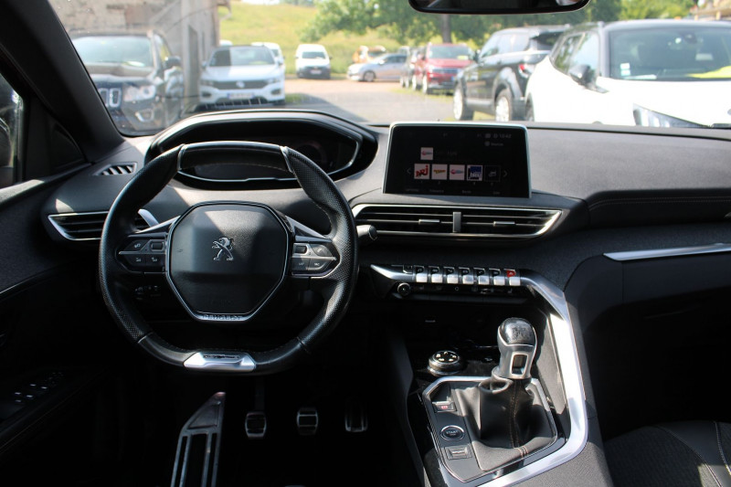 Photo 11 de l'offre de PEUGEOT 3008 III GT-LINE 2L BLUE HDI 150 CV GPS 3D CAMÃRA USB JA 18 FULL LED TOIT PANO I-COKPIT à 17500€ chez Bougel transactions