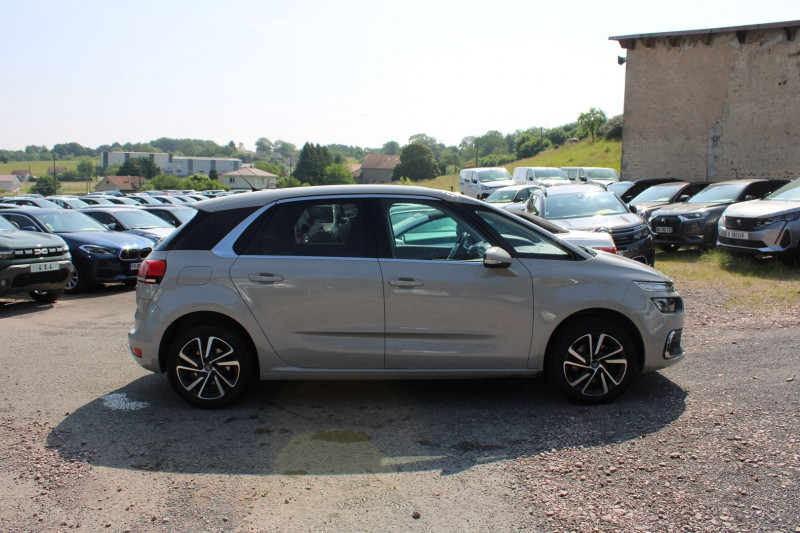 Photo 5 de l'offre de CITROEN C4 PICASSO II 2L BLUE HDI 150 CV GPS 3D CAMÃRA USB JA 17 STORES ATTELAGE TOIT PANO RÃGULATEUR à 12990€ chez Bougel transactions