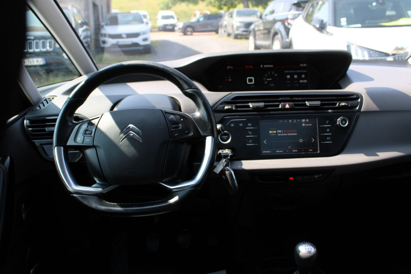 Photo 9 de l'offre de CITROEN C4 PICASSO II 2L BLUE HDI 150 CV GPS 3D CAMÃRA USB JA 17 STORES ATTELAGE TOIT PANO RÃGULATEUR à 12990€ chez Bougel transactions