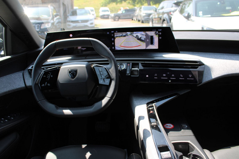 Photo 10 de l'offre de PEUGEOT 3008 PHASE 5 HYBRID 145 CV ALLURE EAT8 BOITE AUTO CAMÃRA 360 GPS 3D USB CUIR FULL LEDS  JA 19 à 31500€ chez Bougel transactions
