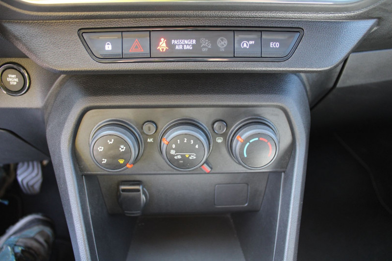 Photo 13 de l'offre de DACIA SANDERO 4 TCE 100 CV ECO-GPL CONFORT GPS CARPLAY CAMÃRA USB FULL LED RÃGULATEUR BLUETOOTH à 11500€ chez Bougel transactions