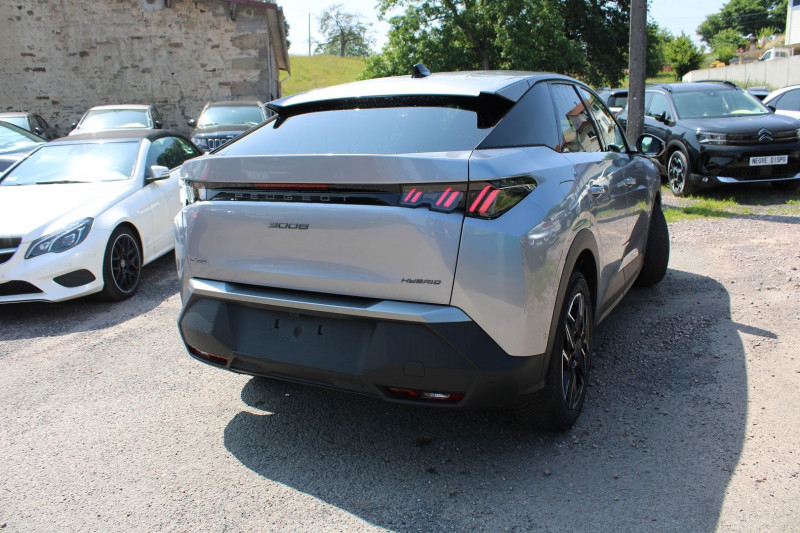 Photo 2 de l'offre de PEUGEOT 3008 PHASE 5 HYBRID 145 CV ALLURE EAT8 BOITE AUTO CAMÃRA 360 GPS 3D USB CUIR FULL LEDS  JA 19 à 31500€ chez Bougel transactions