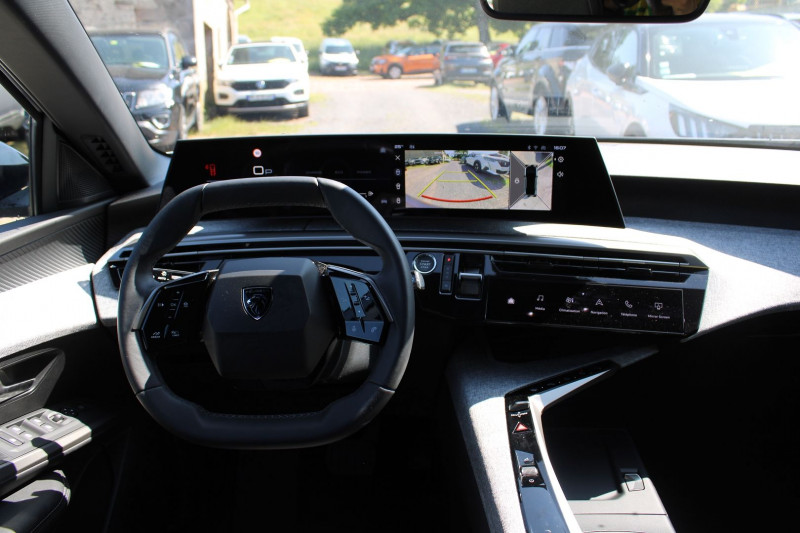 Photo 10 de l'offre de PEUGEOT 3008 PHASE 5 HYBRID 145 CV ALLURE EAT8 BOITE AUTO CAMÃRA 360 GPS 3D USB CUIR FULL LEDS  JA 19 à 31500€ chez Bougel transactions