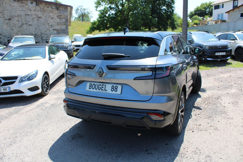 Photo 2 de l'offre de RENAULT AUSTRAL MILD HYBRID TECHNO 160 CV GPS 3D CAMÃRA USB JA 19 FULL LED I-COKPIT BOITE AUTO à 30500€ chez Bougel transactions