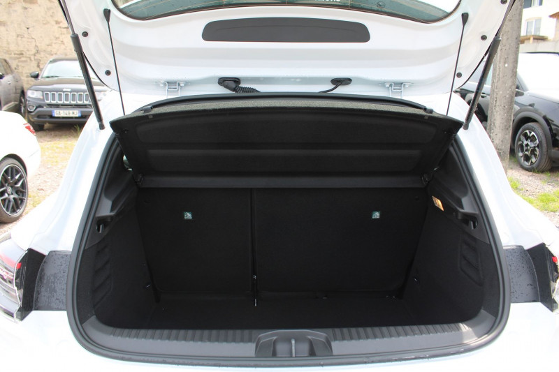 Photo 6 de l'offre de RENAULT CLIO VI EVOLUTION DIESEL BLUEDCI 100 CV BOITE 6V CAMÃRA USB GPS LINK MÃDIA FULL LEDS ABS à 20700€ chez Bougel transactions