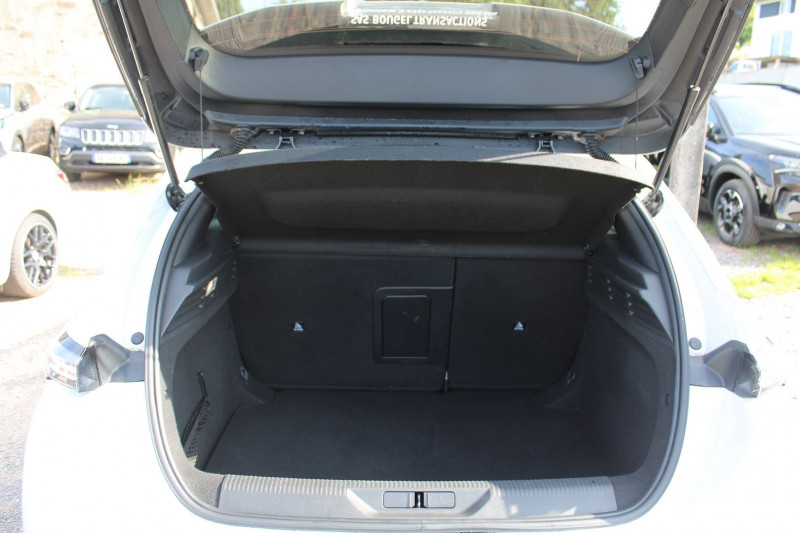 Photo 6 de l'offre de PEUGEOT 308 PHASE 4 ALLURE 130 CV BLUEHDI EAT8 BOITE AUTO CAMÃRA 180 JANTES 17 CUIR FULL LEDS GPS 3D à 24900€ chez Bougel transactions