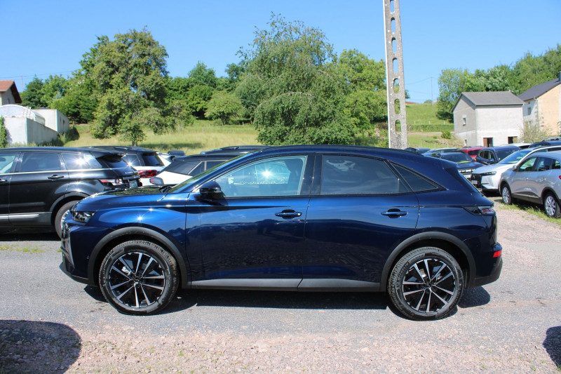 Photo 9 de l'offre de DS DS 7 CROSSBACK II PALLAS BLUE HDI 130 CV GPS 3D CAMÃRA RE JA 19 FULL LED I-COKPIT BOITE AUTO EAT-8 à 36500€ chez Bougel transactions