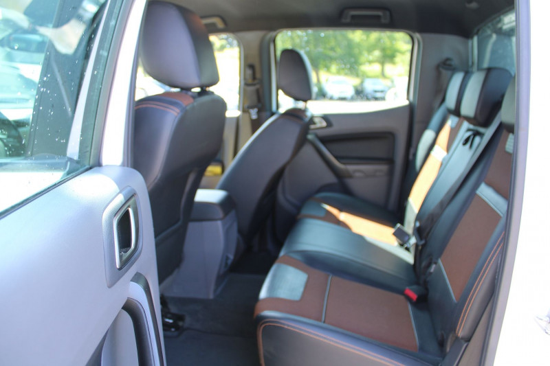 Photo 10 de l'offre de FORD RANGER WILDTRACK 3L2 TDCI 200 CV BOITE AUTO GPS CAMÃRA CUIR BLUETOOTH ATTELAGE  DIESEL à 29990€ chez Bougel transactions