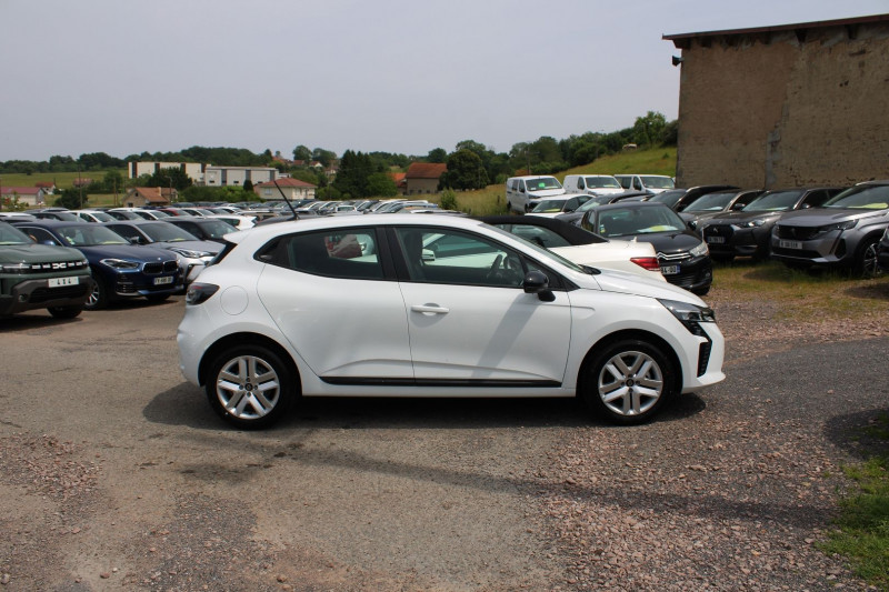 Photo 5 de l'offre de RENAULT CLIO VI EVOLUTION DIESEL BLUEDCI 100 CV BOITE 6V CAMÃRA USB GPS LINK MÃDIA FULL LEDS ABS à 20700€ chez Bougel transactions