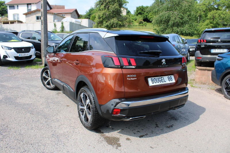 Photo 3 de l'offre de PEUGEOT 3008 III GT-LINE 2L BLUE HDI 150 CV GPS 3D CAMÃRA USB JA 18 FULL LED TOIT PANO I-COKPIT à 17500€ chez Bougel transactions
