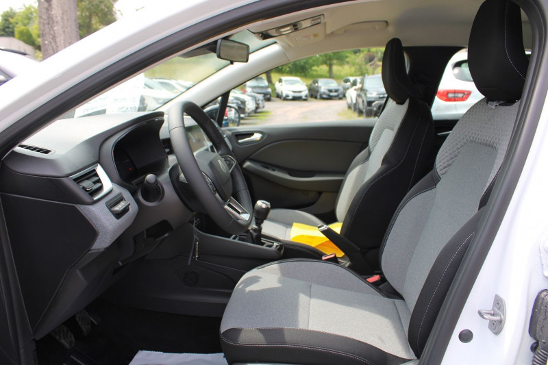 Photo 7 de l'offre de RENAULT CLIO VI EVOLUTION DIESEL BLUEDCI 100 CV BOITE 6V CAMÃRA USB GPS LINK MÃDIA FULL LEDS ABS à 20700€ chez Bougel transactions