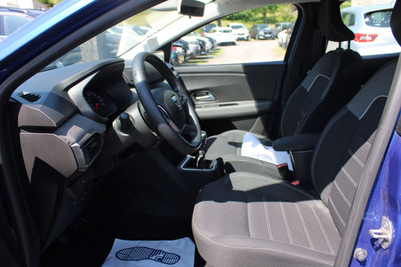 Photo 7 de l'offre de DACIA SANDERO 4 TCE 100 CV ECO-GPL CONFORT GPS CARPLAY CAMÃRA USB FULL LED RÃGULATEUR BLUETOOTH à 11500€ chez Bougel transactions