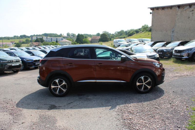 Photo 5 de l'offre de PEUGEOT 3008 III GT-LINE 2L BLUE HDI 150 CV GPS 3D CAMÃRA USB JA 18 FULL LED TOIT PANO I-COKPIT à 17500€ chez Bougel transactions