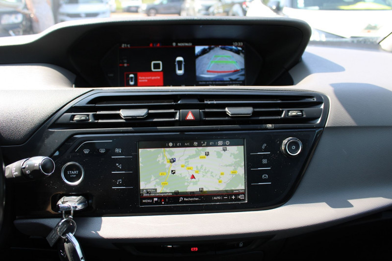 Photo 14 de l'offre de CITROEN C4 PICASSO II 2L BLUE HDI 150 CV GPS 3D CAMÃRA USB JA 17 STORES ATTELAGE TOIT PANO RÃGULATEUR à 12990€ chez Bougel transactions