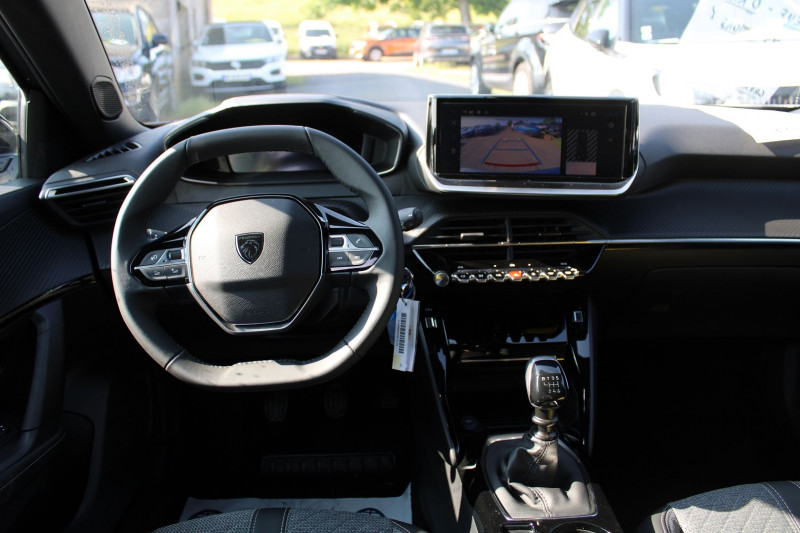 Photo 10 de l'offre de PEUGEOT 2008 PHASE 4 ALLURE 100 CV ESSENCE BOITE 6V CUIR CAMÃRA 180 GRAND GPS 3D MÃDIA USB FULL LEDS à 21900€ chez Bougel transactions