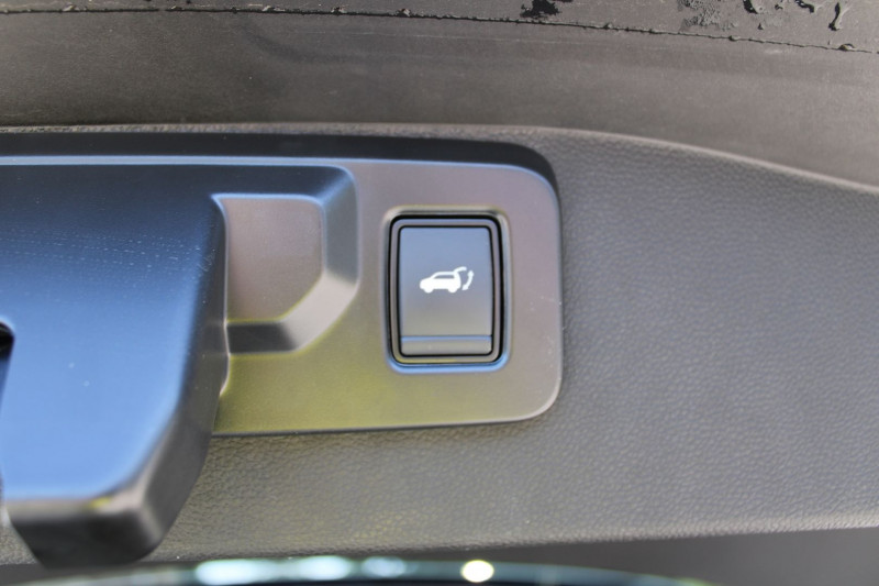 Photo 7 de l'offre de RENAULT AUSTRAL MILD HYBRID TECHNO 160 CV GPS 3D CAMÃRA USB JA 19 FULL LED I-COKPIT BOITE AUTO à 30500€ chez Bougel transactions