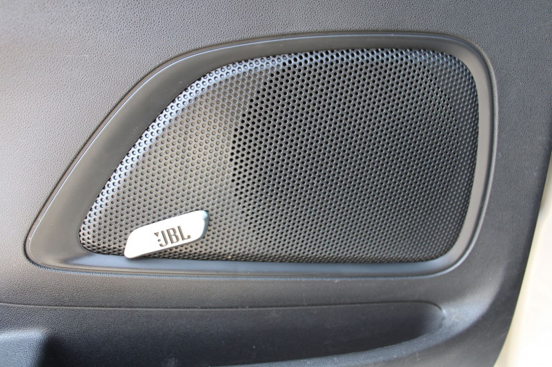 Photo 11 de l'offre de CITROEN C4 PICASSO II 2L BLUE HDI 150 CV GPS 3D CAMÃRA USB JA 17 STORES ATTELAGE TOIT PANO RÃGULATEUR à 12990€ chez Bougel transactions